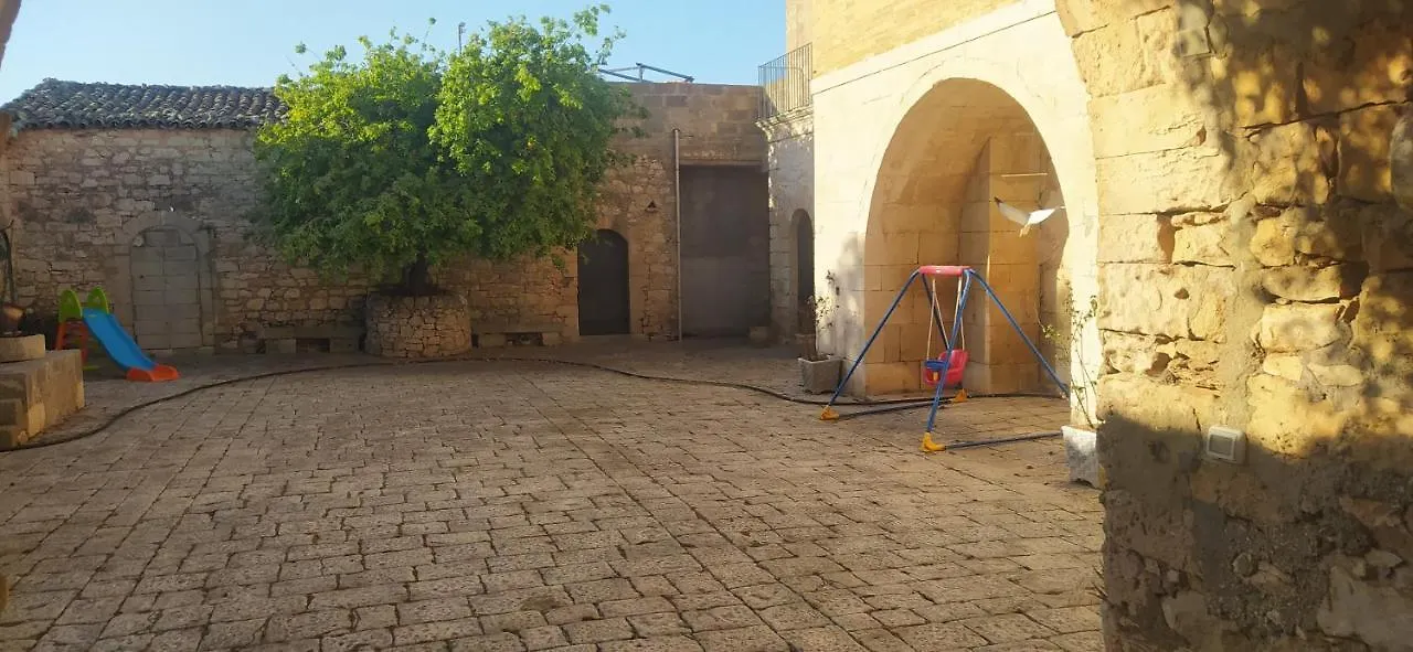 Casa Vacanze Oasi Salomone Ragusa Country house